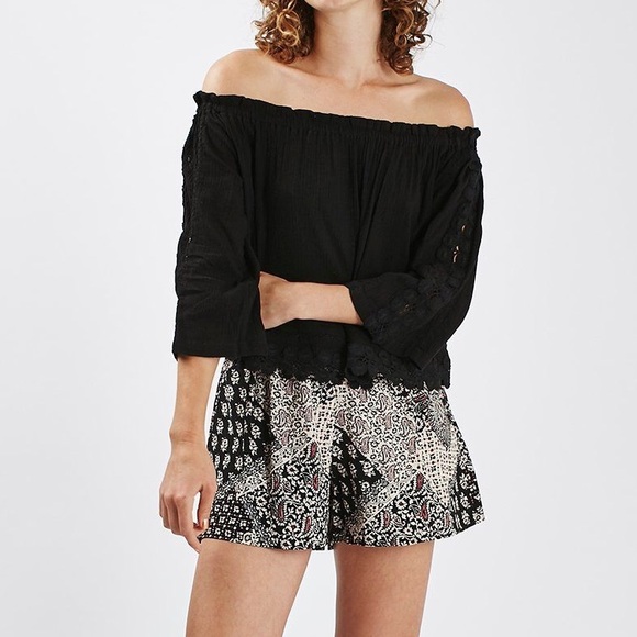 TOPSHOP Scarf Printed High Rise Shorts Black Size 4 - Picture 1 of 5